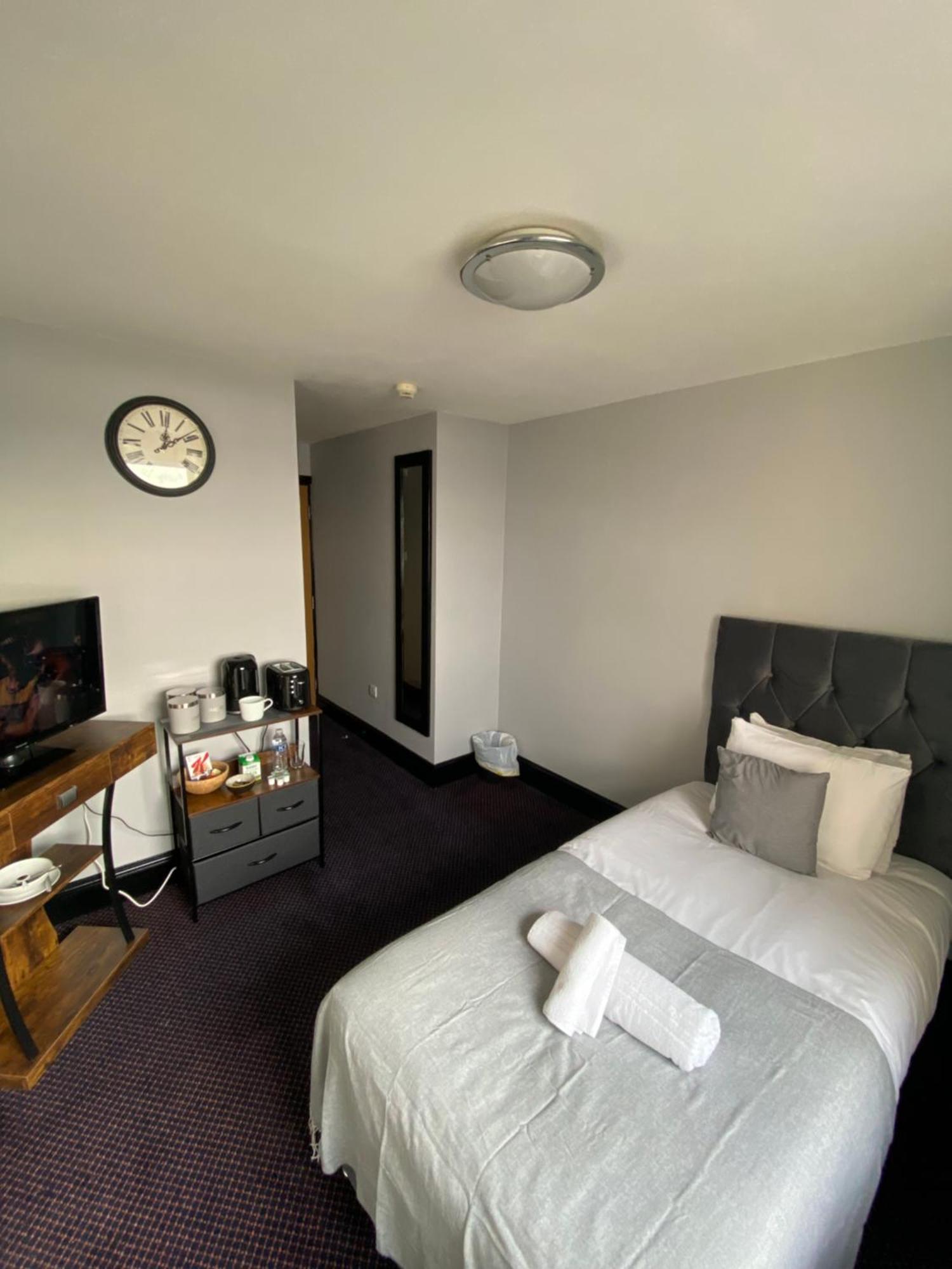 Bay View Rooms At Mentone Hotel Уестън сюпър Меър Екстериор снимка