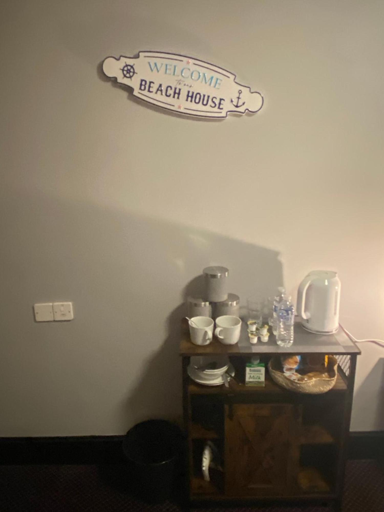 Bay View Rooms At Mentone Hotel Уестън сюпър Меър Екстериор снимка