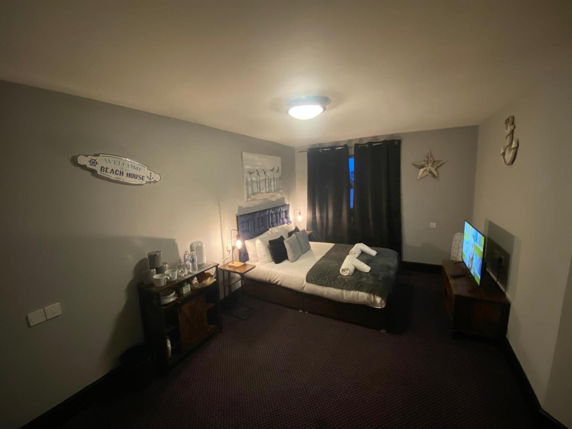 Bay View Rooms At Mentone Hotel Уестън сюпър Меър Екстериор снимка