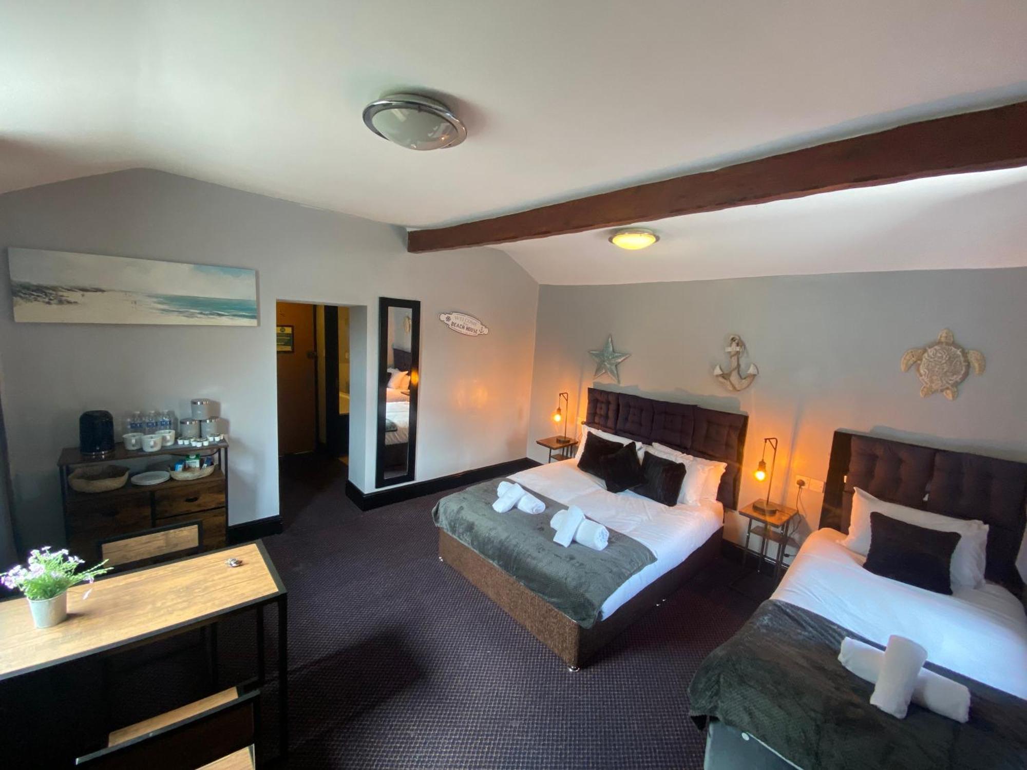 Bay View Rooms At Mentone Hotel Уестън сюпър Меър Екстериор снимка